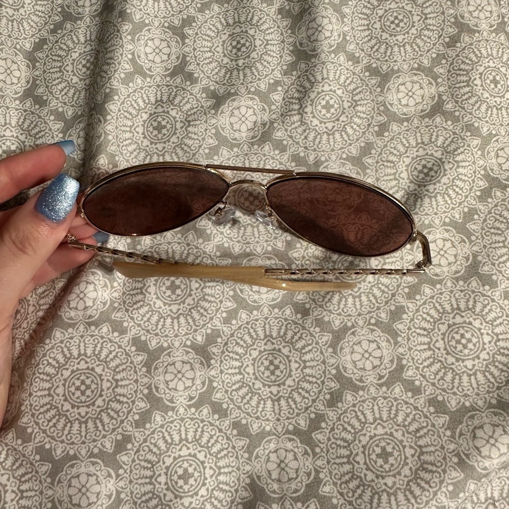 sunglasses! - Picture 2 of 3